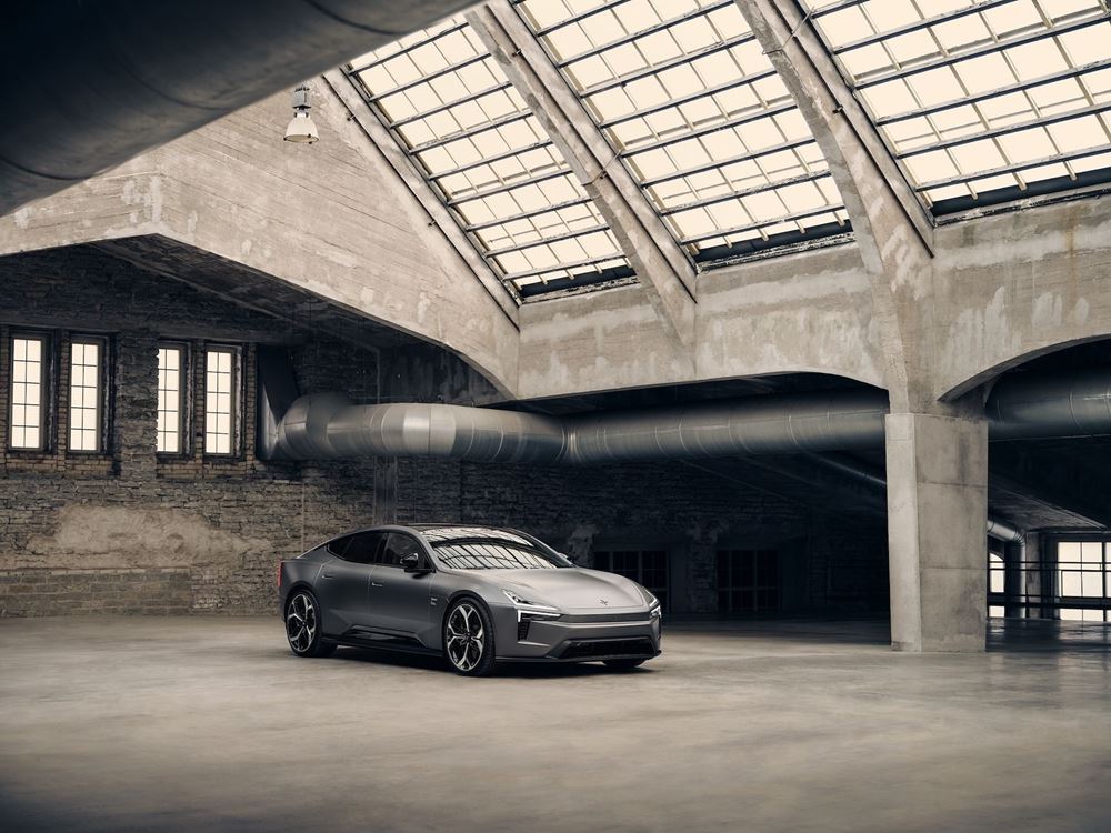Polestar 5 Alexander Skarsgard ad