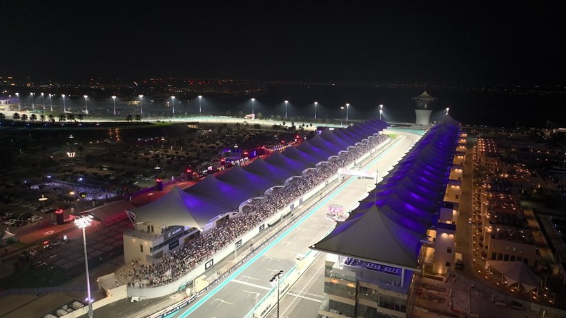 A2RL αγώνες αυτόνομων μονοθεσίων Abu Dhabi
