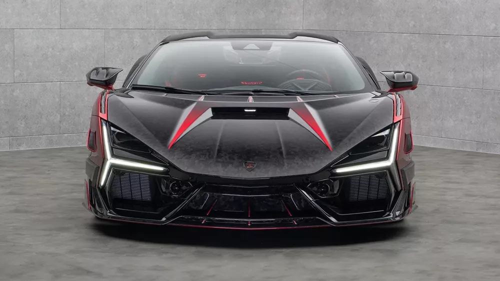 Lamborghini Revuelto Esteban Ocon