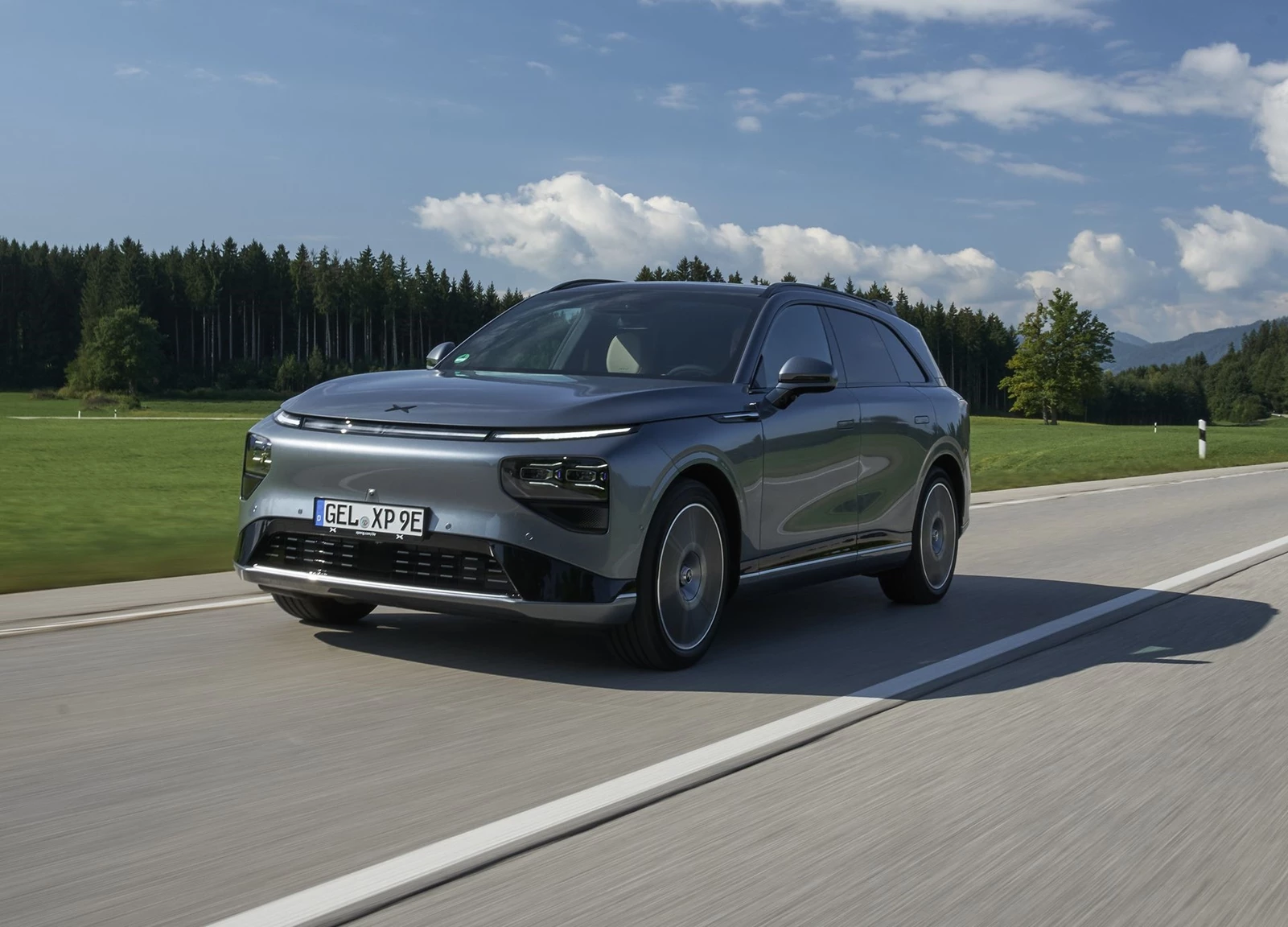 Xpeng G9