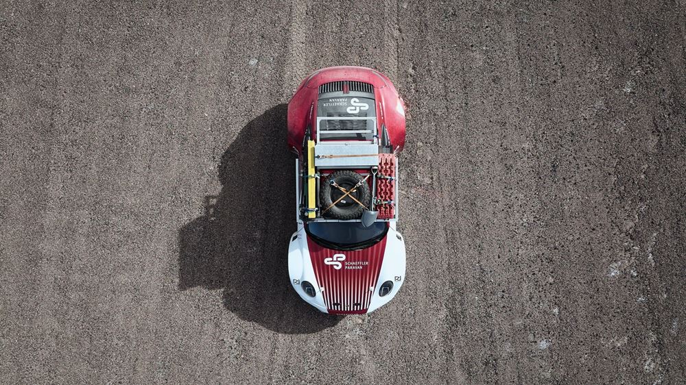 Porsche 911 Chile Volcano