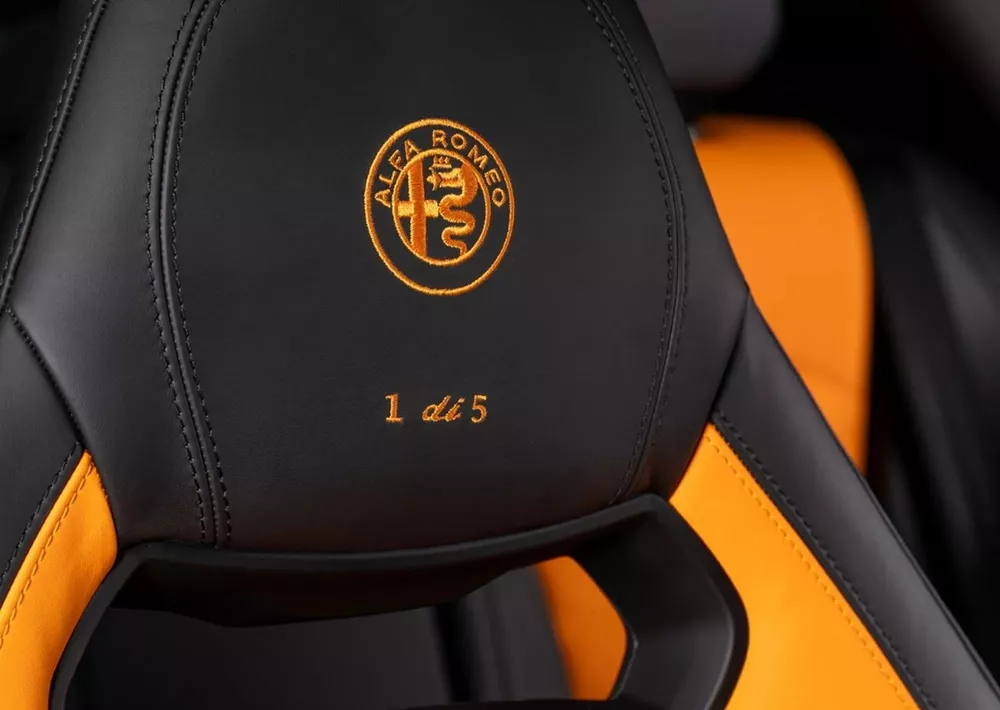 Alfa Romeo Giulia QV Ντουμπάι