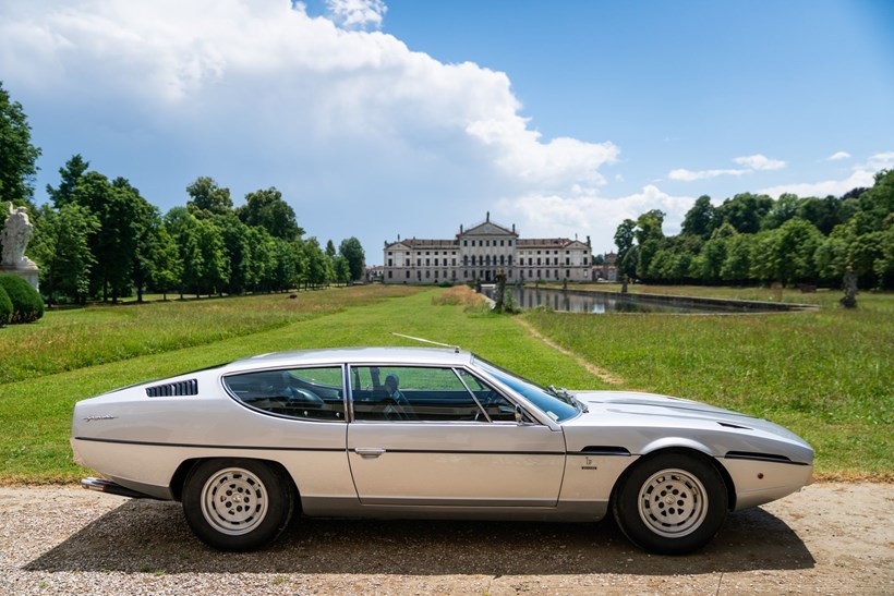 Lamborghini Espada 400 GT