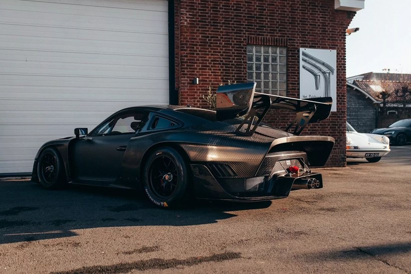 Porche 935 carbon