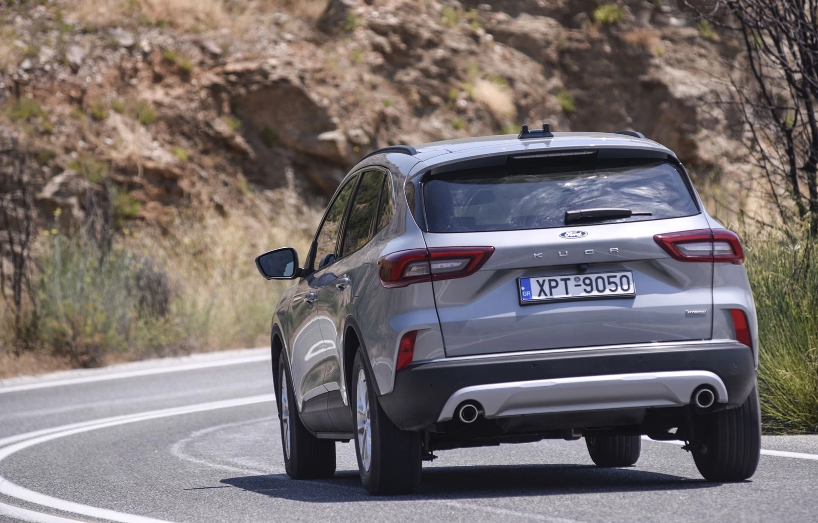 Ford Kuga FHEV υβριδικό δικίνητο