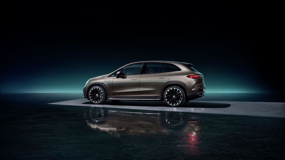 Mercedes EQE SUV
