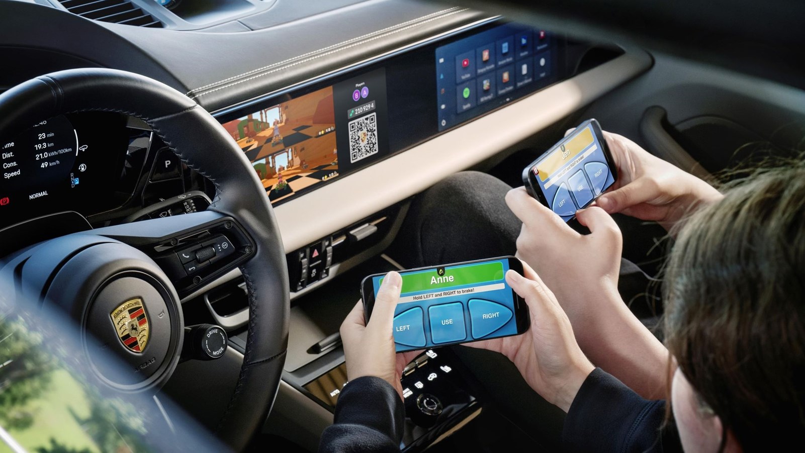 Porsche AirConsole