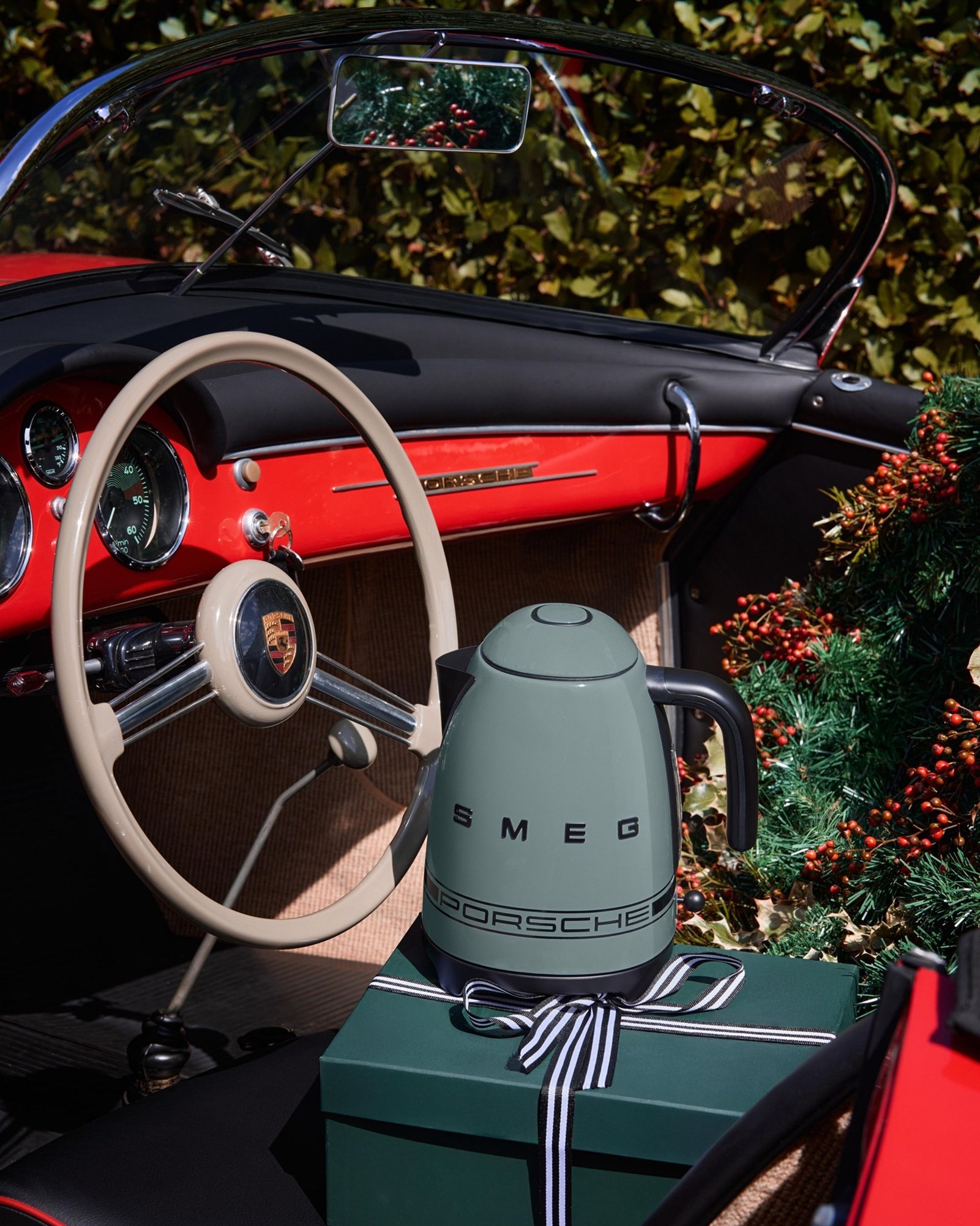 Porsche x Smeg 2025