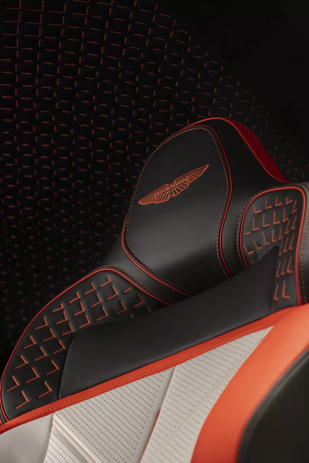 Aston Martin Valen