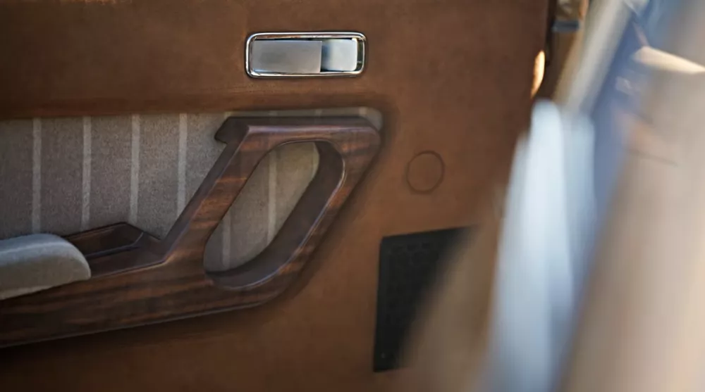 Ferrari 412 Superfast restomod