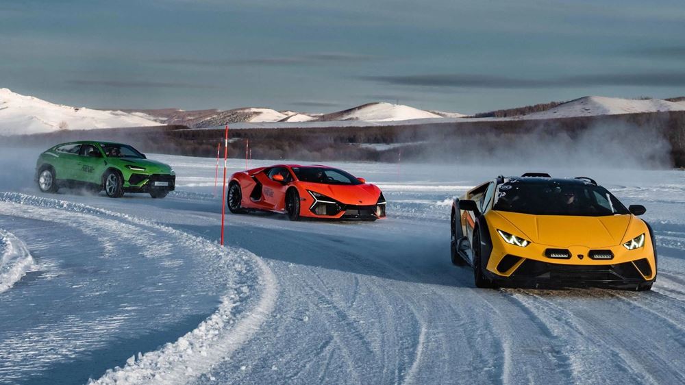 Lamborghini Esperienza Neve