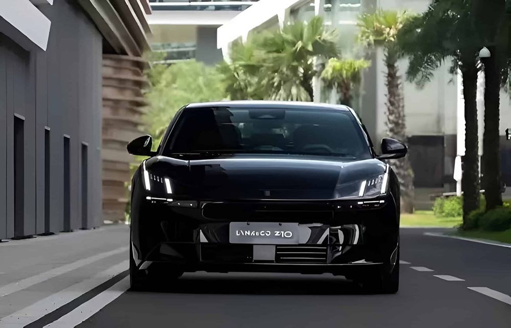 Lynk &amp;amp; CO Z10