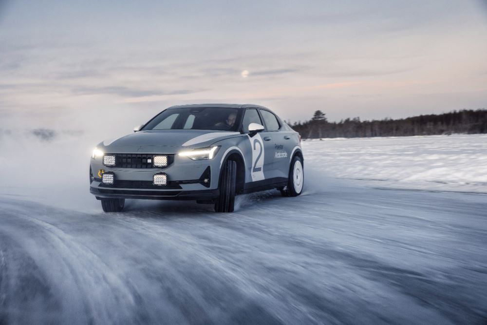 Polestar 2 Arctic Circle: Drift στον πάγο με ηλεκτρικό