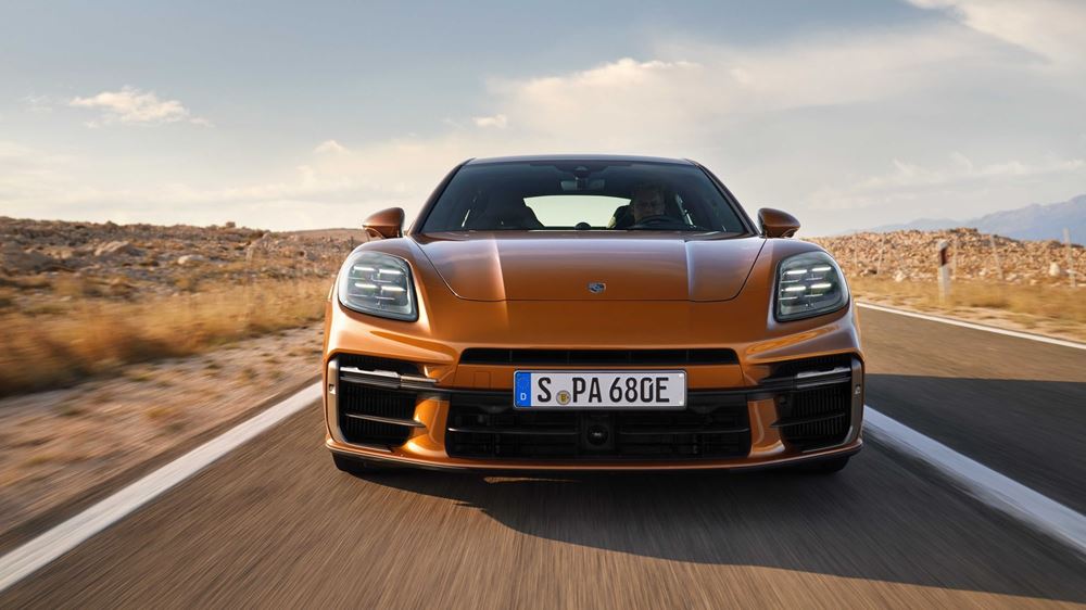 Porsche Panamera 2023