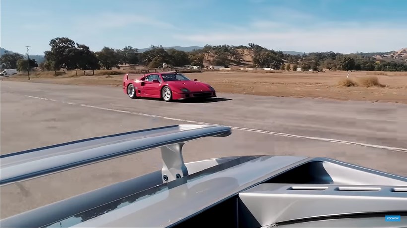 Bugatti EB110 vs Ferrari F40