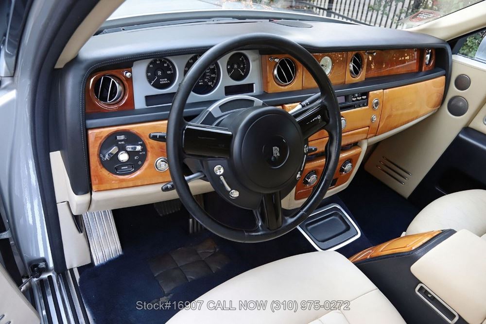 Rolls-Royce Phantom