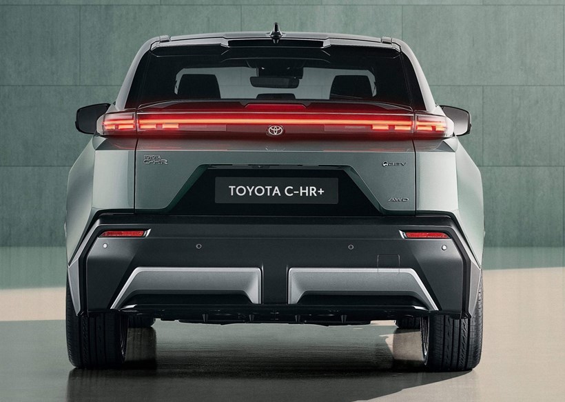 Toyota C-HR+