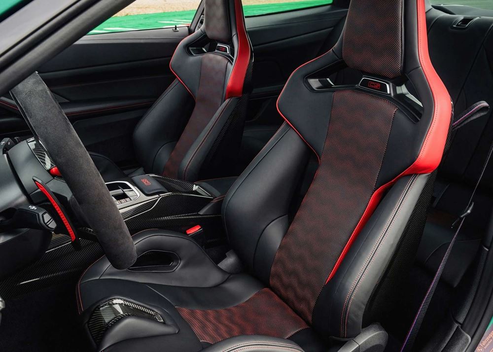BMW M4 CS