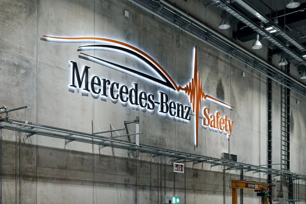 Mercedes CLA crash test