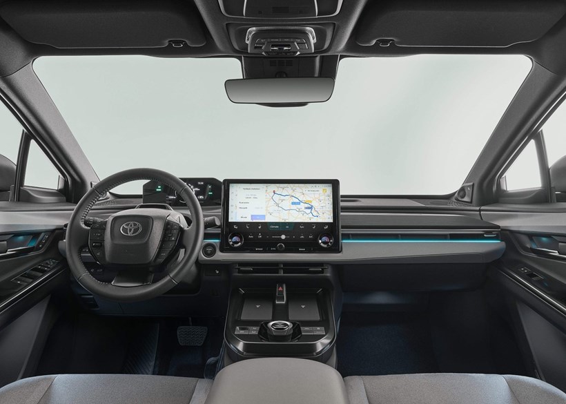 Toyota C-HR+