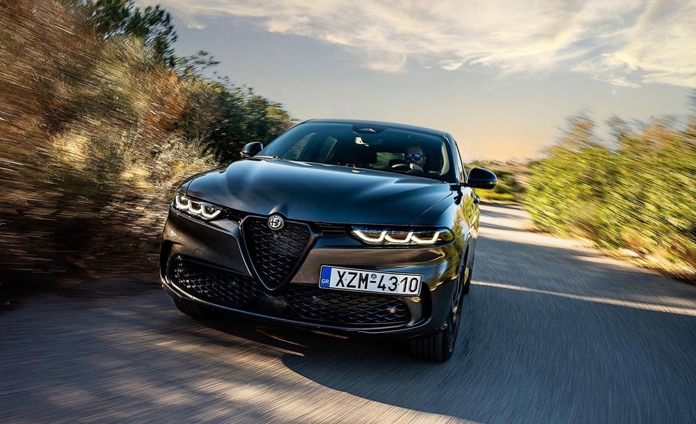 Alfa Romeo PHEV Q4