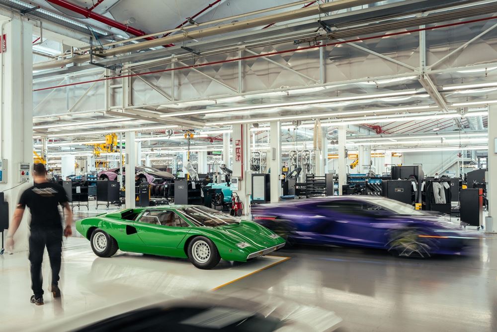 Lamborghini Countach γραμμη παραγωγής