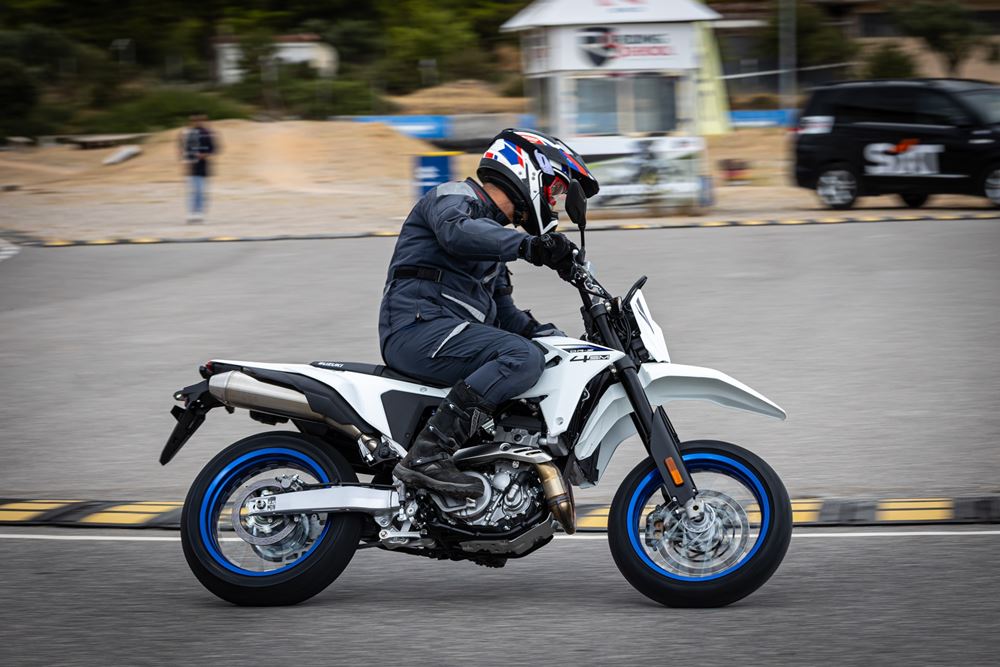 Suzuki DR-Z4SM