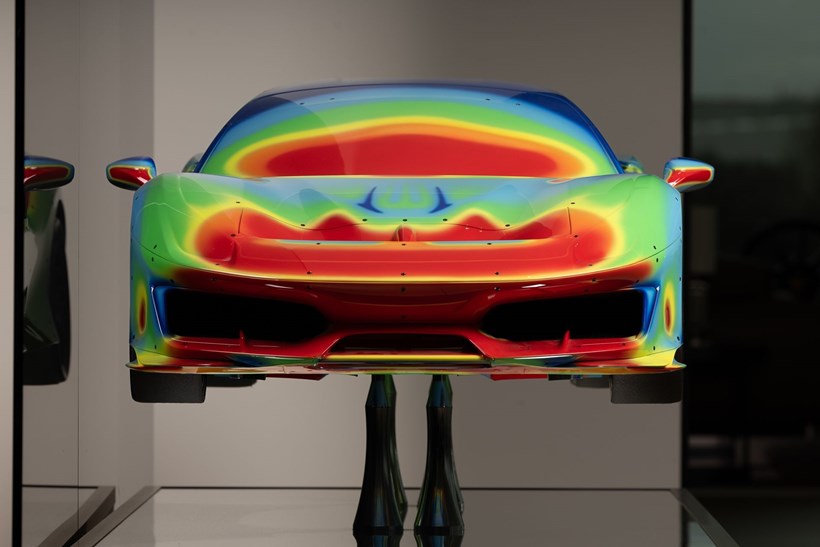 Ferrari 488 Pista γλυπτό μοντέλο υπο κλίμακα