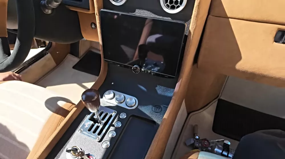 Ferrari 412 Superfast restomod