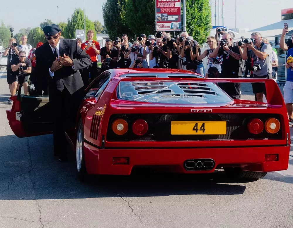 Lewis Hamilton Monza Ferrari F40