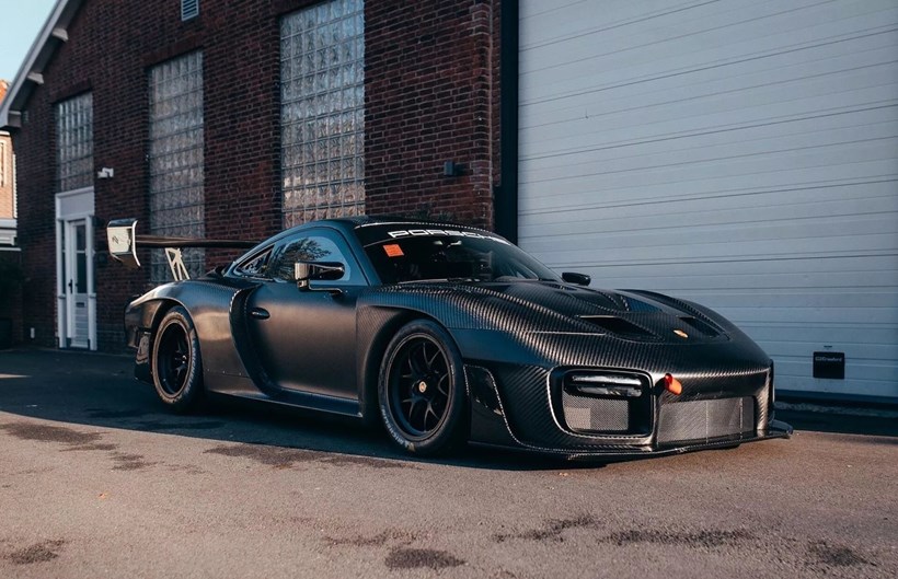 Porche 935 carbon