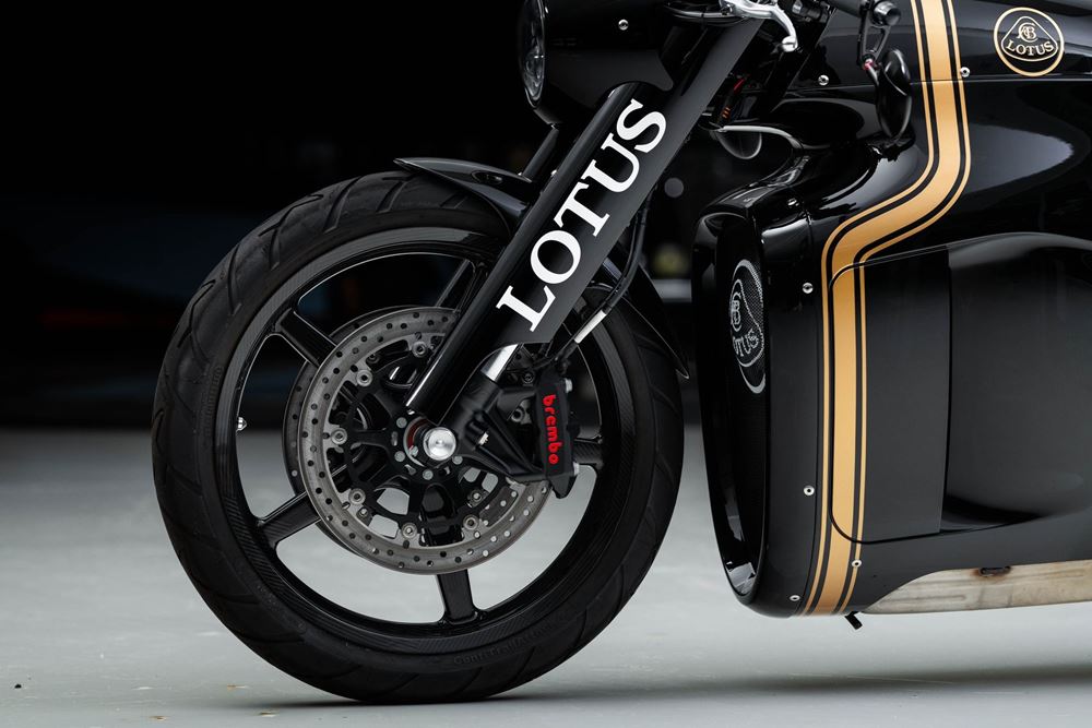Lotus C-01 μοτοσικλέτα δημοπρασία