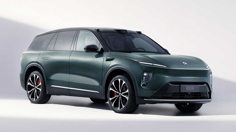 NIO ES8