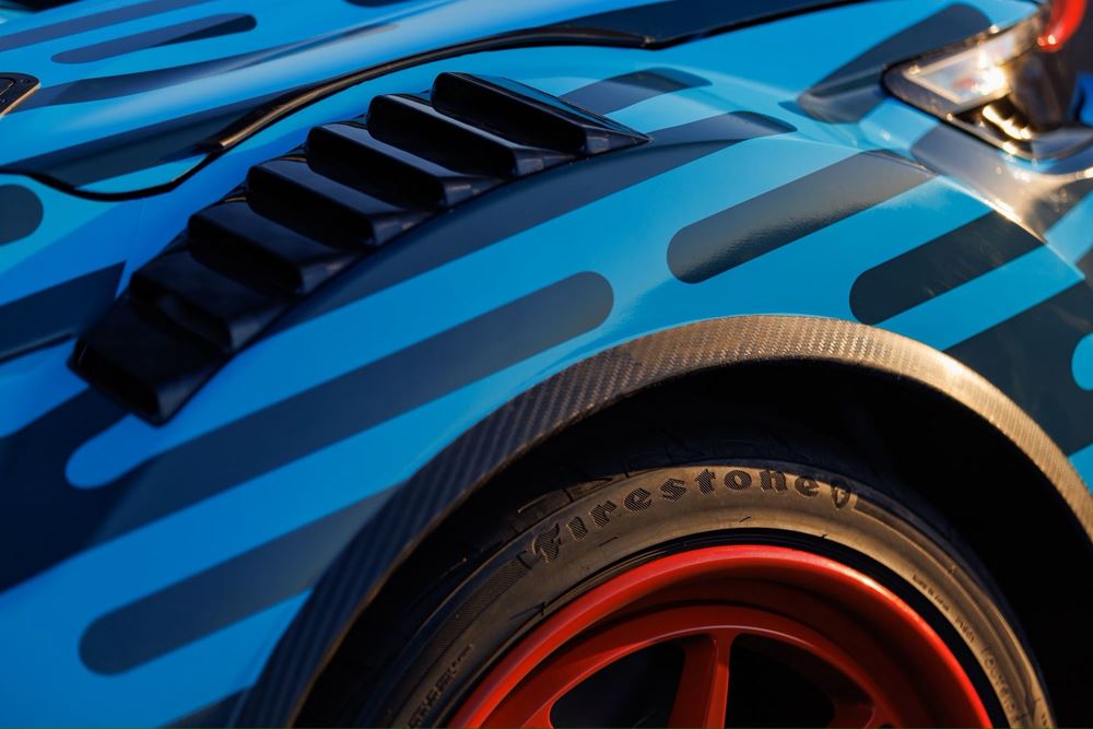 Honda CR-V Hybrid Racer