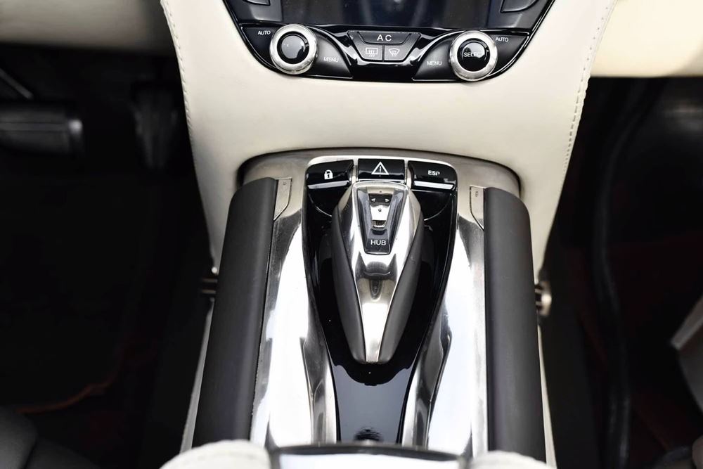 Aston Martin Lagonda LUV Concept