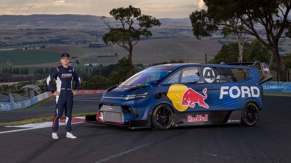 Romain Dumas Transit Supervan