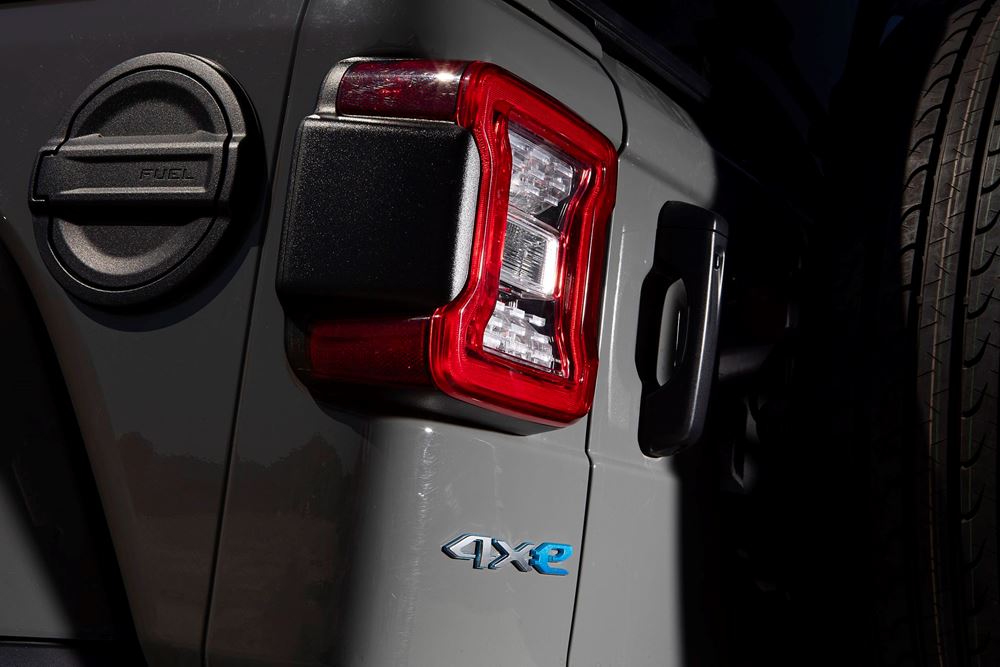 Jeep Wrangler 4xe Sahara plug in hybrid