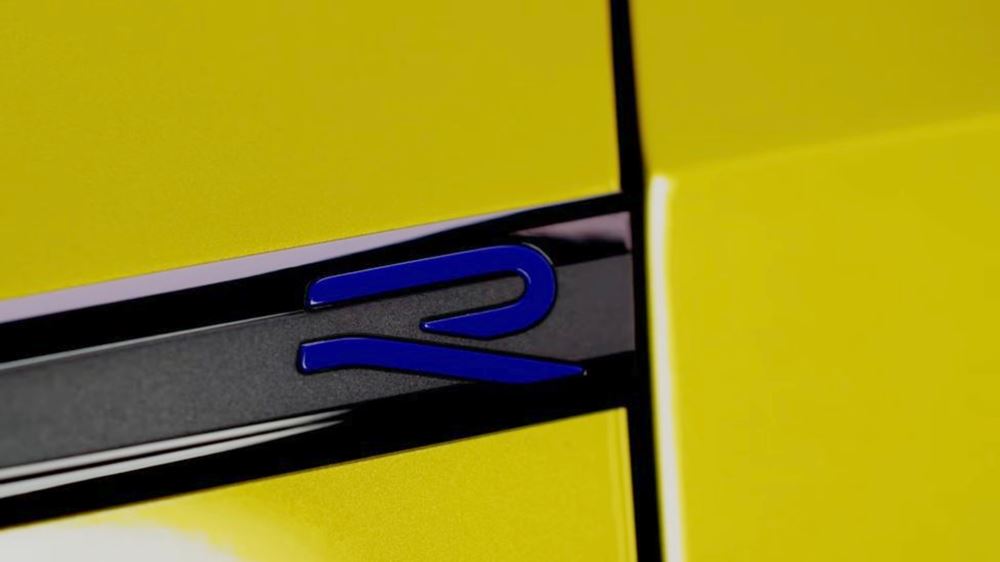VW Golf R ekdosi 333