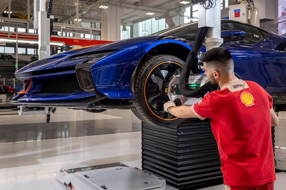 Ferrari e-building Maranello εργοστάσιο ηλεκτρικών hypercars