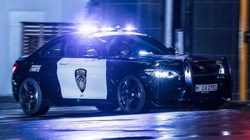 BMW M2 police car