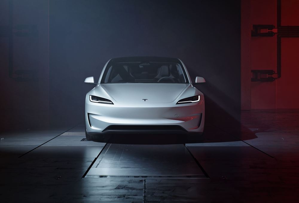 Tesla Model 3 Performance Highland 2024