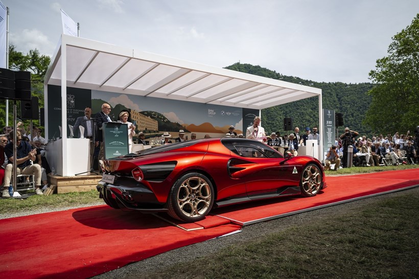 Alfa Romeo 33 Stradale Villa d'Este
