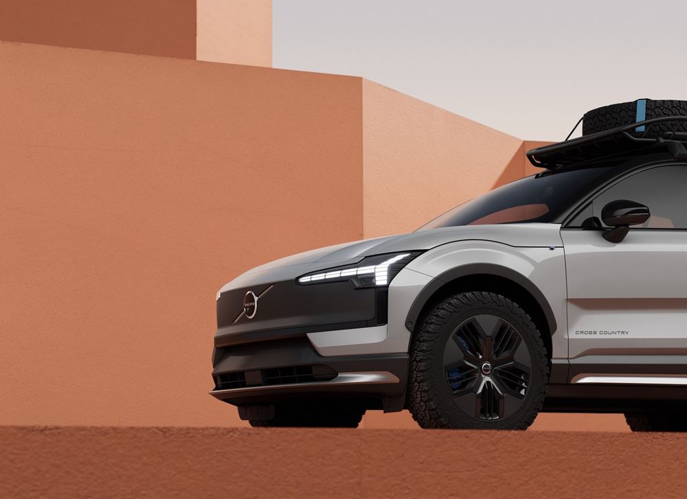 Volvo EX30 Cross Country