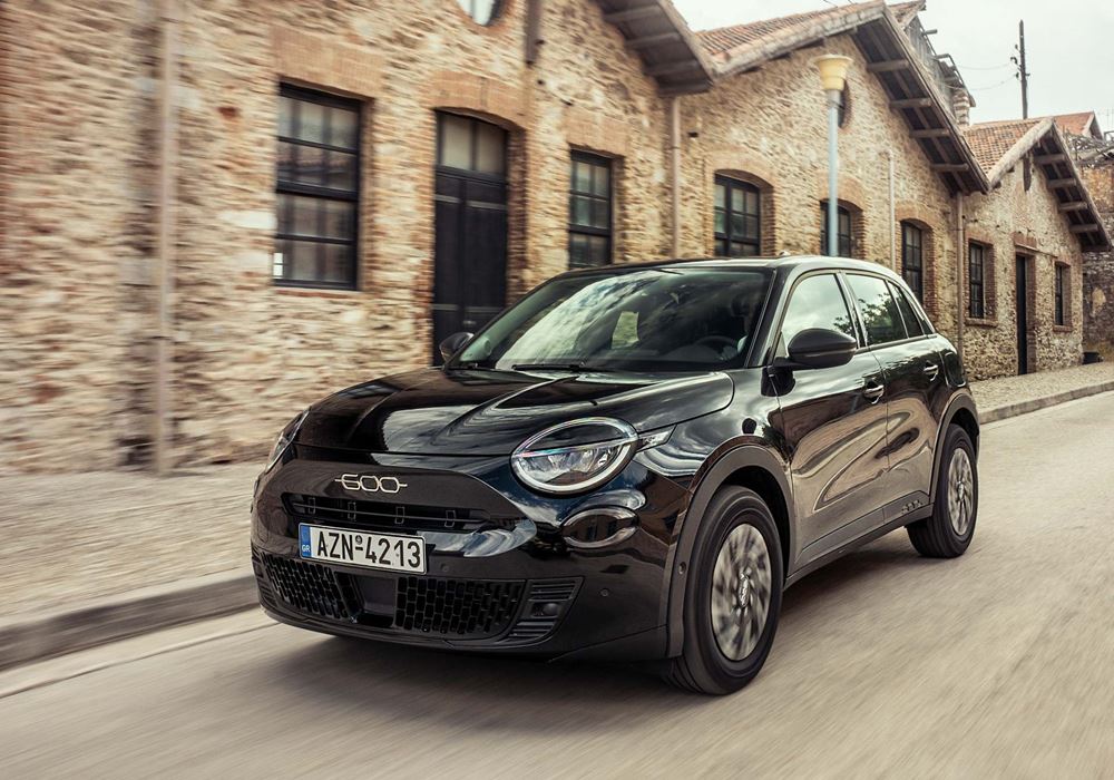 FIAT 600 Hybrid δοκιμή