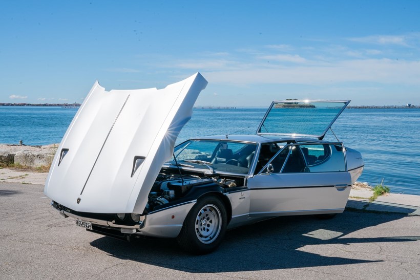 Lamborghini Espada 400 GT