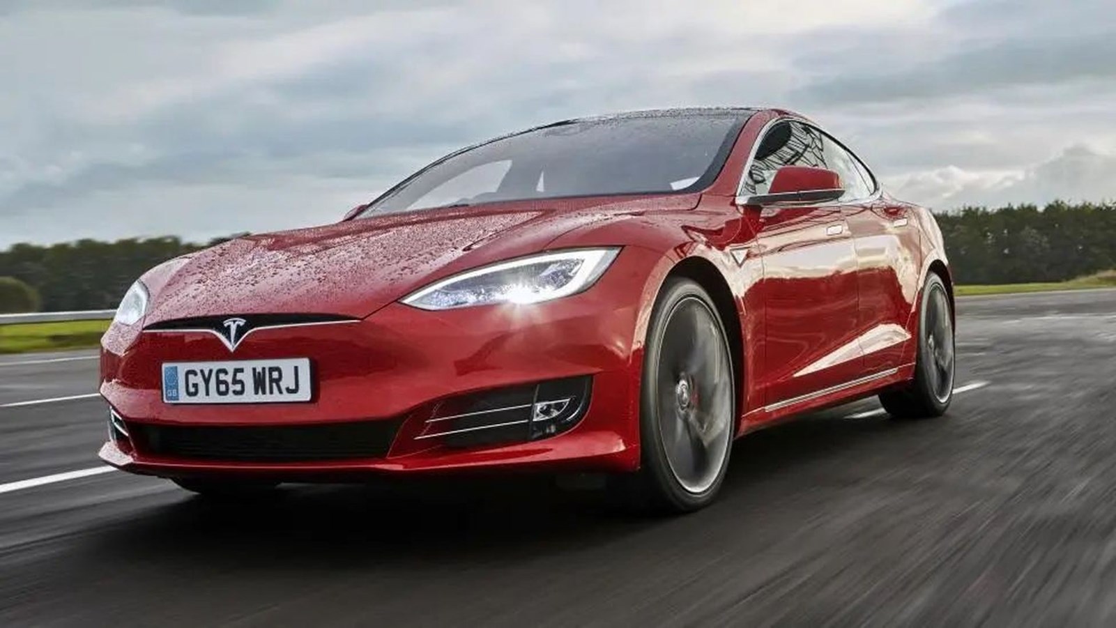 Aerodynamic Tesla Model S