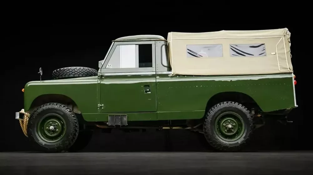 Land Rover Daniel Craig