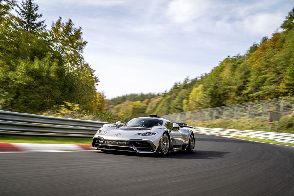 Το Mercedes-AMG One έσπασε το ρεκόρ στο Nurburgring