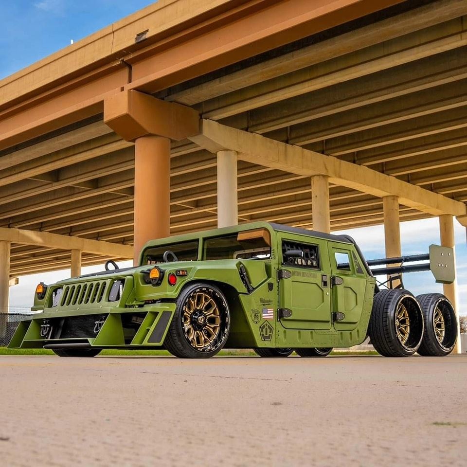 Humvee 6X6 Danton Art Kustoms Scottsdale 2024