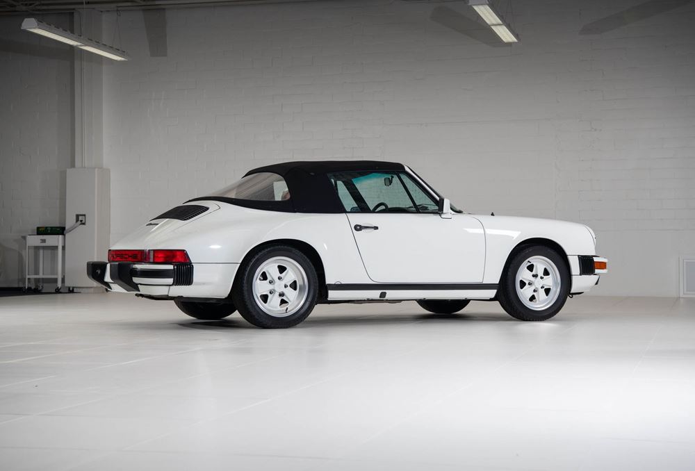 Porsche White Collection Λευκές Porsche Δημοπρασία